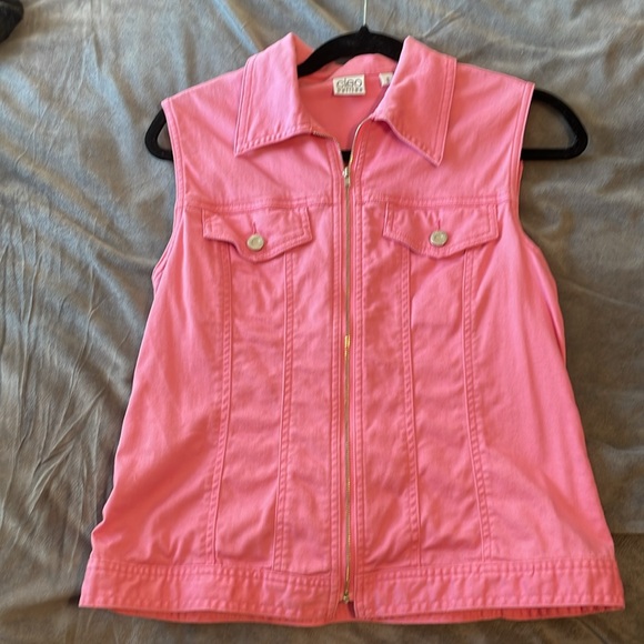 Pink Zippered vest - Picture 4 of 6